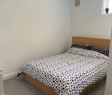 3 Bed Detached House, Comerford Road, SE4 - Photo 1