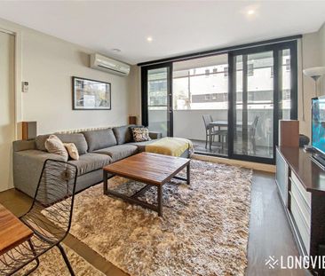 Spacious Apartment In 'George Windsor' - Photo 1