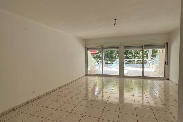 Appartement F3 duplex à louer sur le quai du Rhône à TAIN - Photo 1