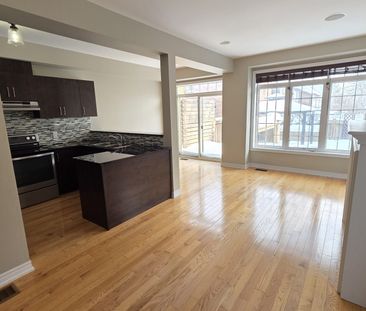 For Lease - 9 Samba Street, Richmond Hill, Ontario - Photo 6