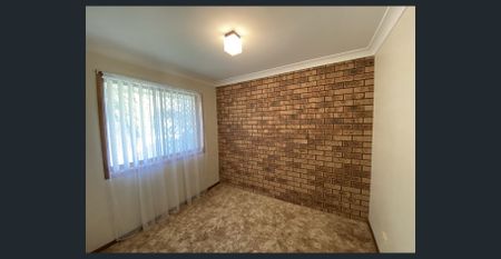 TWO BEDROOM TOWNHOUSE WITH PRIVATE COURTYARD - Photo 4