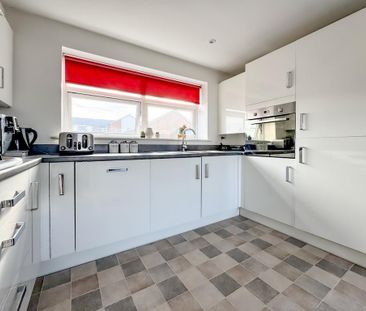 2 bedroom apartment to rent - Photo 6