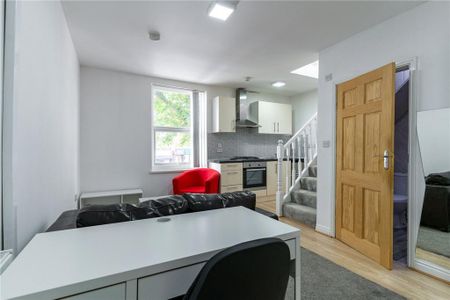 1 bedroom apartment to rent - Photo 3