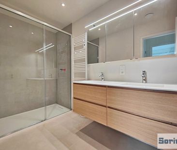 Rez-de-chaussée - à louer - Photo 4