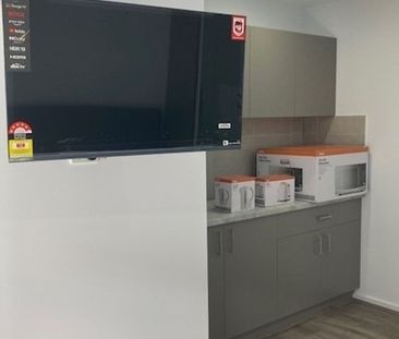 BRAND NEW STUDIO BEDSIT - Photo 5