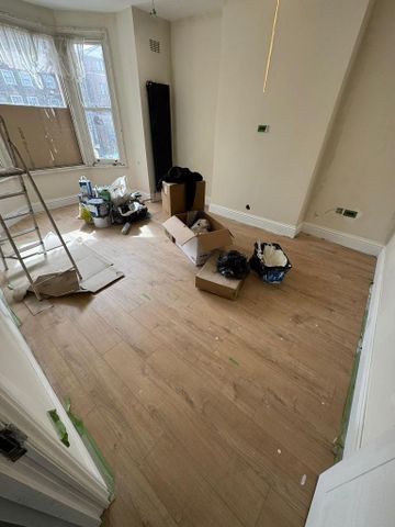 6 bedroom terraced house to rent - Photo 2