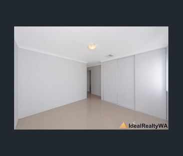 Modern 3 Bedroom House ! - Photo 2