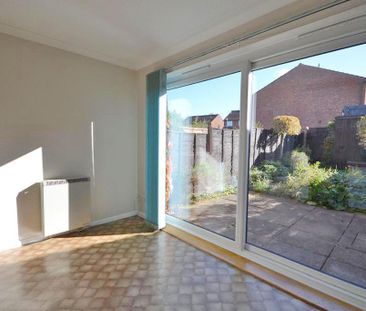 2 bedroom terraced house to rent - Photo 3