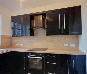 2 bedroom apartment to rent - Photo 6