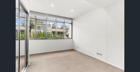 Modern 2 Bed 2.5 Bath Apartment with Courtyard & Car park in Glebe - Photo 2