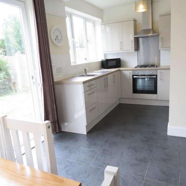 Bedroom Detached House In Winton, BH9 - Photo 1