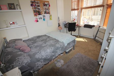 Arabella Street, Roath - Photo 2