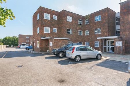 The Strand, Goring-by-Sea, Worthing - Photo 4