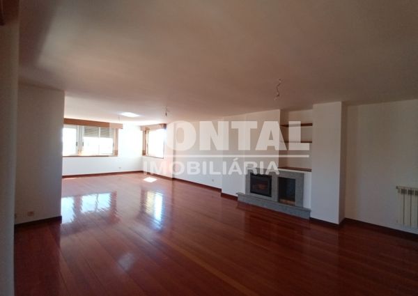Apartamento T3 em Porto