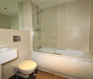 Studio to rent - Photo 5