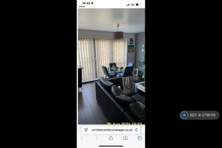 1 bedroom flat to rent - Photo 4