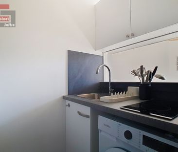 Location Appartement 1 pièce 20m² FONTAINEBLEAU 77300 - Photo 1