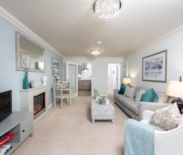 Spitfire Lodge, Portswood - Photo 1