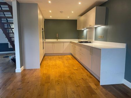 3 bedroom detached house to rent - Photo 4
