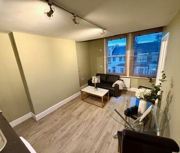 Studio Flat, Lena Gardens, W6 - Photo 5