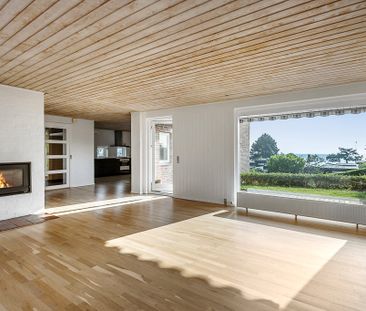 Unikt rækkehus på Strandvejen med panoramaudsigt over Øresund - Photo 2