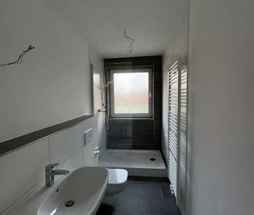 Peter-Zimmer-Straße 107, 47443 Moers - Foto 1