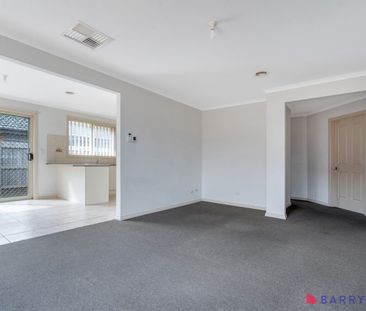 SPACIOUS UNIT IN A GREAT LOCATION!! - Photo 2