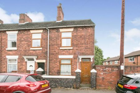 4 bedroom terraced house to rent - Photo 4
