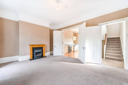 5 bedroom terraced house to rent - Photo 5