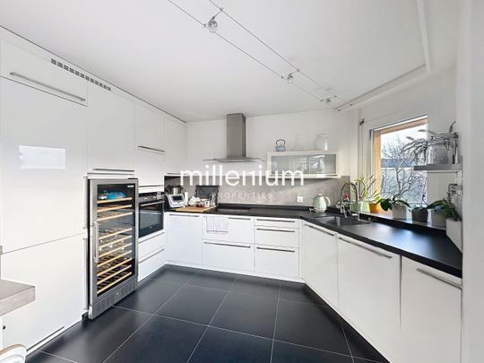 Large apartment with terrace in Nyon. - Foto 1