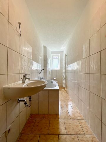 3-Zimmer zum VERLIEBEN! Praktischer Schnitt, Hochparterre und Bad mit Wanne und Dusche - Photo 4