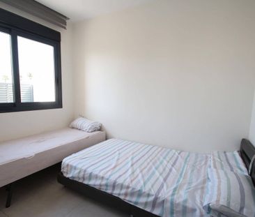 3 room luxury Villa for rent in Torrevieja, Valencia - Photo 4