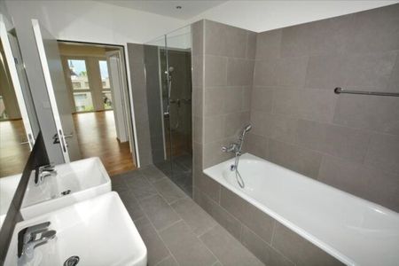 Moderne. Central. À la maison. - Photo 3