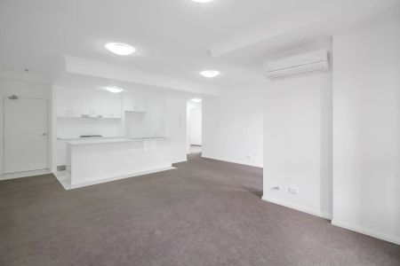 Immaculate Two Bedroom Apartment With All The Extras! - Photo 2