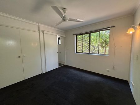 2 Bedroom unit in Auchenflower - Photo 4