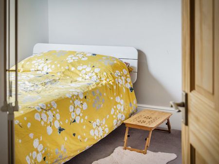 Ref: GK - Upper Bridge Road - Photo 5