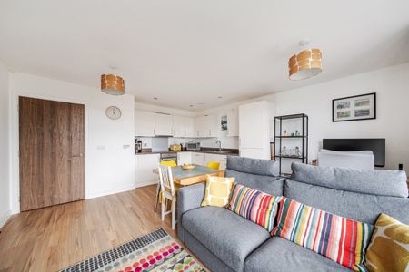 Tewkesbury Road, West Ealing, London, W13 - Photo 4