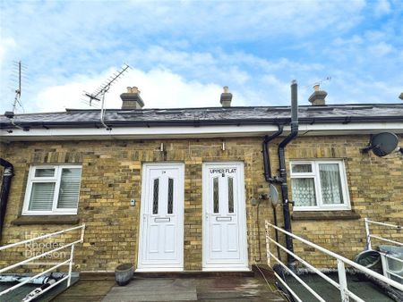 1 bedroom flat to rent - Photo 5