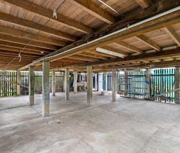 Now Available for Rent – Renovated 3-Bedroom Queenslander in Prime ... - Photo 3