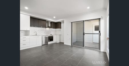 COSY 1 BEDROOM DUPLEX - Photo 2