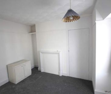 3 bedroom property to rent in Worthing - Photo 2