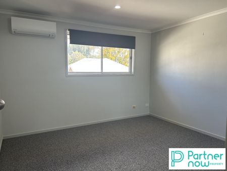 2/73 Crown Street, TAMWORTH NSW 2340 - Photo 3