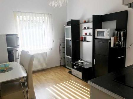 Apartament cu o camera, imobil tip casa, in zona Spitalului de Recuperare - Fotografie 4