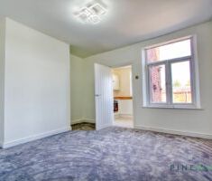 2 BEDROOM House - Terraced - Photo 6