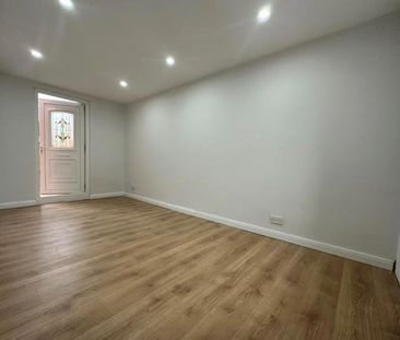 4 bedroom link detached house to rent - Photo 2