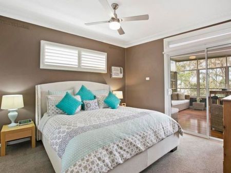 15 Johnson Street, Kotara NSW 2289 - Photo 2