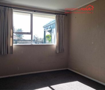 Groovy Glamis - Photo 1