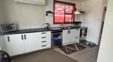 Tidy and Presentable on Domett - Photo 4