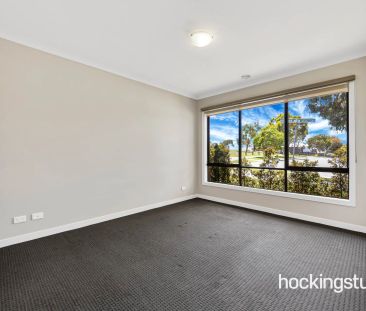 Spacious Family Home in Prime Mernda Location - Photo 6