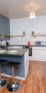 4 bedroom townhouse to rent - Photo 3